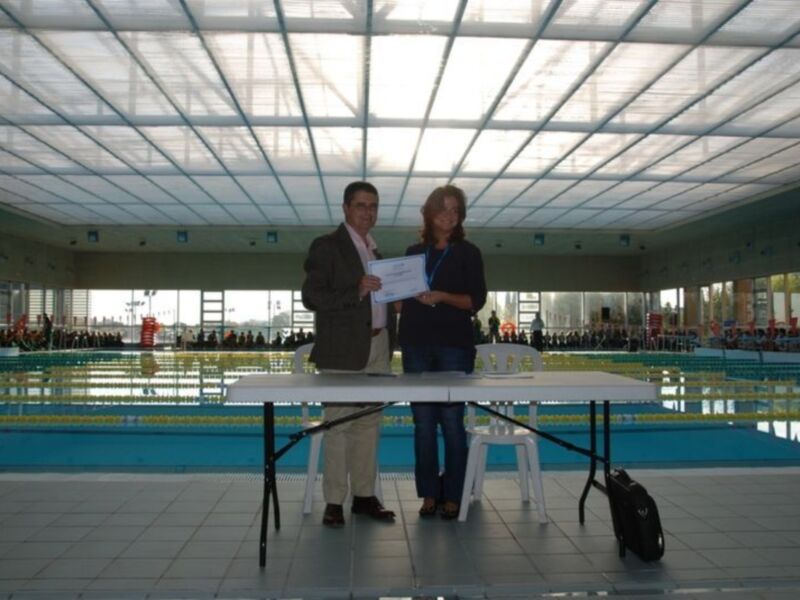 El Club de Natación Mairena participa con un programa de escolarización en África