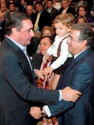 Patricia Rato, la Duquesa de Alba y Rjoy acompañan a Juan Ignacio Zoido en la presentación de su libro Zoido, destino Sevilla