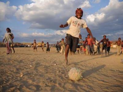 Inauguración de la exposición fotográfica Balones de África