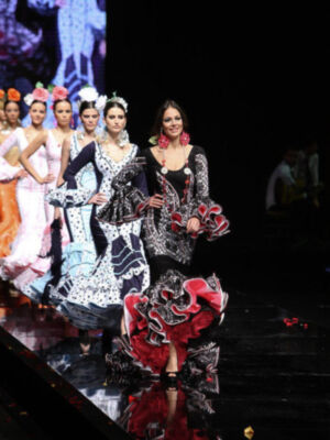 Pasarela SIMOF 2011 desde la cámara de Harry Macías 1