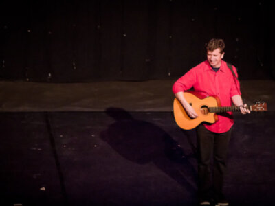 Gabino Diego regresa al Teatro Quintero del 14 al 16 de abril tras el éxito cosechado con su espectáculo "UNA NOCHE CON GABINO" 