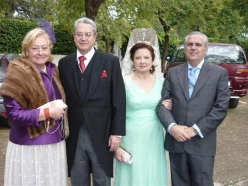Jesus Angel Antunez Gonzalez y Fatima Fernandez Gomez han contraido matrimonio religioso en Sevilla