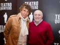Dos hombres posan juntos en un evento del Teatro Quintero.