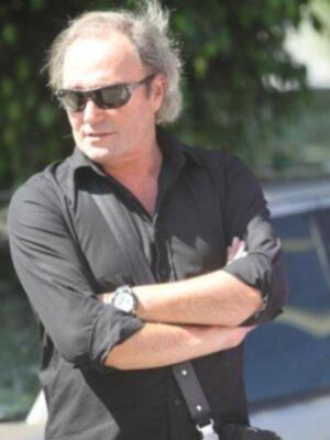 Amador Mohedano llevo flores para Rocío Jurado en el V aniversario de su fallecimiento