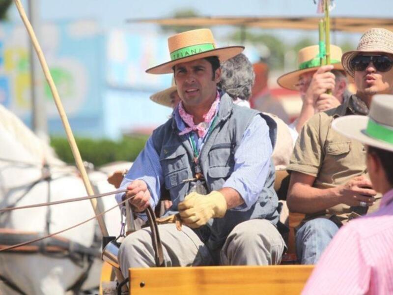 Fran Rivera y Simoneta Gómez Acebo en  el camino del rocío   