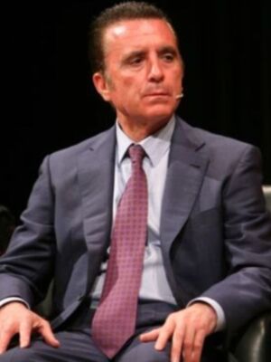 Ortega Cano operado del pie