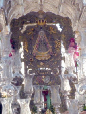 La Hermandad del Rocío de Triana, devuelta por la calle Real de Castilleja