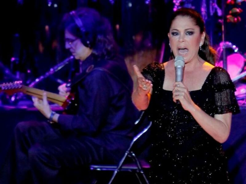 Isabel Pantoja, arrasa en Córdoba 