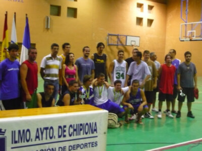 MC Pollo vencedor del torneo 3x3 de baloncesto(Chipiona)