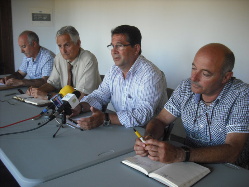 Antonio Peña se reúne con CEPSA y CANS para relanzar el futuro del centro de interpretación del camaleón(Chipiona)