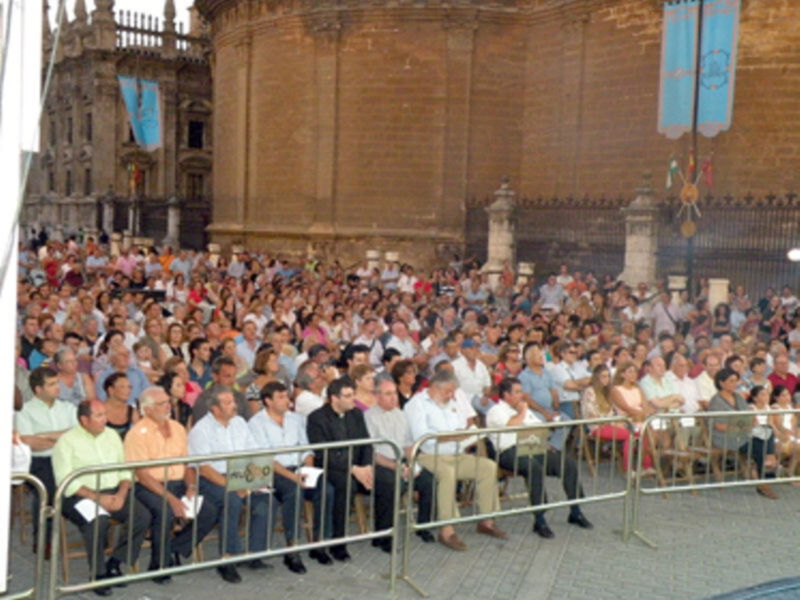 Concierto Extraordinario de la víspera de la Virgen de los Reyes