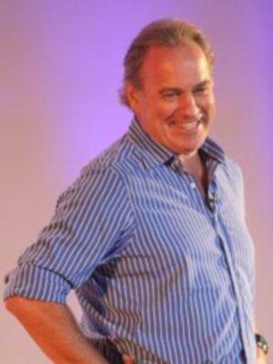 Alejandra Osborne y su marido en el cuarto mes de embarazo