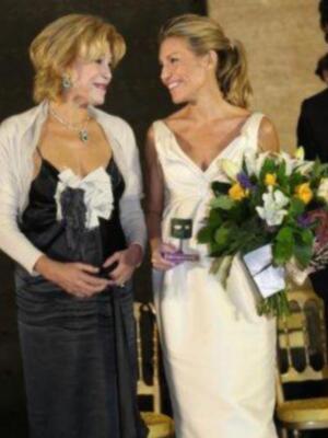 Fiesta de gala y mascaras en los Reales Alcázares de Sevilla  