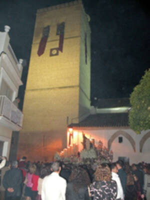 Procesión de gloria de la Virgen de la Soledad de Alcalá del Río con motivo de la imposición del Fajín de S. M. EL Rey Juan Carlos I