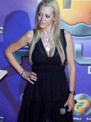 Belén Esteban recibe un homenaje en Córdoba por sus diez años en televisión, muy arropada por sus fans