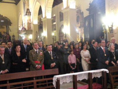  Galeria de la Solemne Función Eucarística, donde se procedió a la imposición del Fajín del Rey Juan Carlos I, a la Soledad de Alcalá del Río.