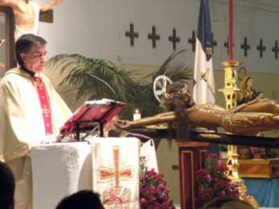 Solemne Función Eucarística con el Cristo de San Agustín en Santa Clara.