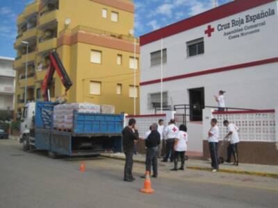 Cruz Roja de Chipiona reparte ocho mil kilos de alimentos para necesitados