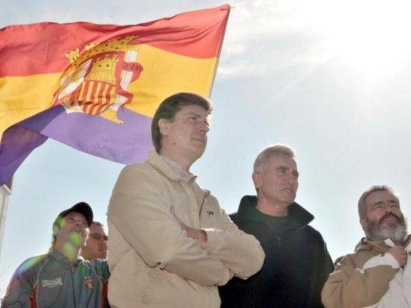 Cayetano Martínez de Irujo visita agricultores de Marinaleda
