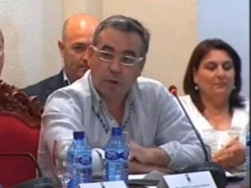 Izquierda Unida consigue que no se les cobre la compulsa de documentos a las asociaciones y ONG sin ánimo de lucro.(Chipiona)