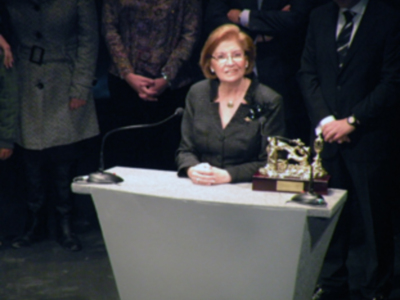 Premio del llamador del Canal sur Radio, a Maruja Vilches Trujillo