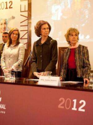 S.M. La Reina ha presidido el 30 aniversario de la Fundación Renal Iñigo Álvarez de Toledo