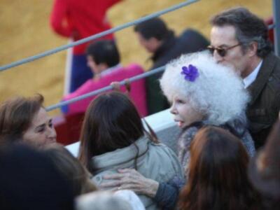 Eva González fue a la plaza a ver torear a su novio Cayetano 