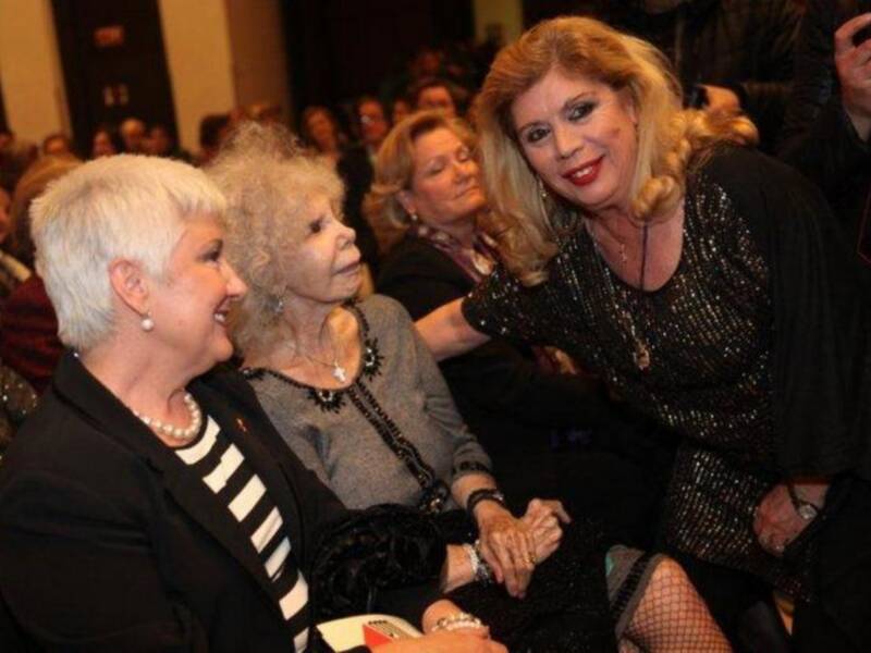 La duquesa de Alba preside desfile benéfico para la esclerosis múltiple