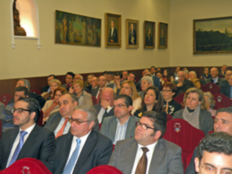 Mesa Redonda, sobre los Orígenes y Evolución de las Procesiones del Santo Entierro