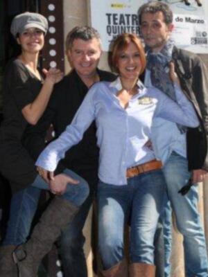 Ivonne Reyes se refugia en el teatro tras anular su boda