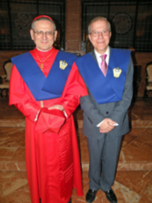 Ilustres Becario de Honor y de la visita extraordinaria a Sevilla de S.E.R. Cardenal Ángelo Amato (SDB), en el Colegio Mayor San Juan Bosco.