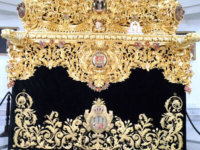 Exposición del  magnífico paso procesional del Cristo de la Vera-cruz de Alcalá del Rio. 