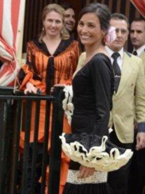 Numerosos personajes conocidos en Feria de Sevilla 2012