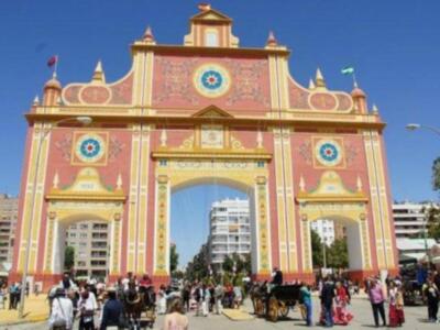 Numerosos personajes conocidos en Feria de Sevilla 2012