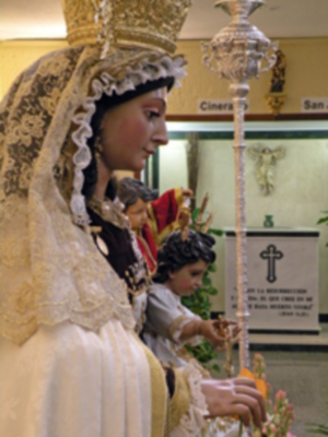 Besamanos de la Marinera Virgen del Carmen de la Parroquia de San Leandro.