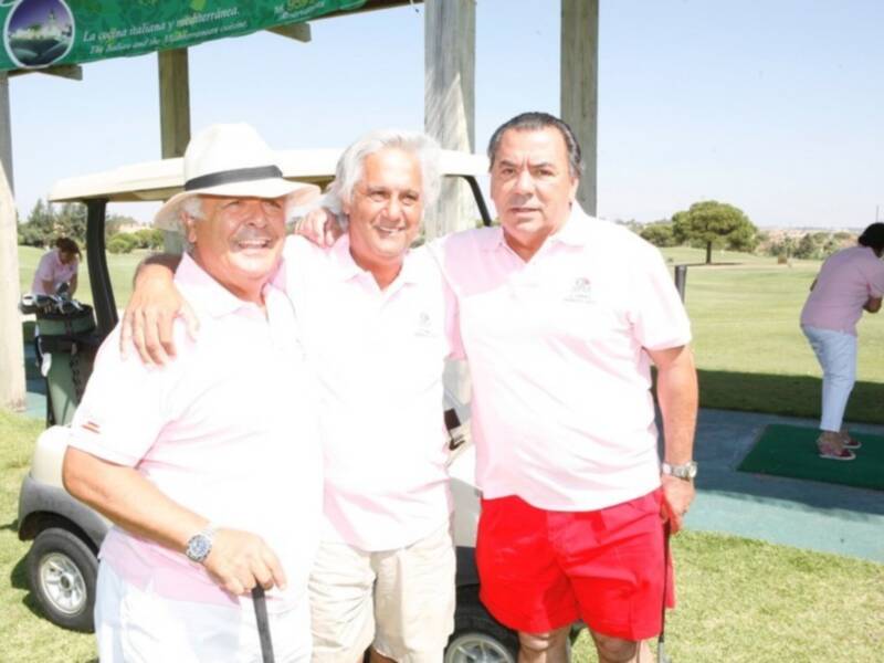 Los del Río, Chiquetete y Hugo Salazar muestran su cara más solidaria jugando al golf en Islantilla