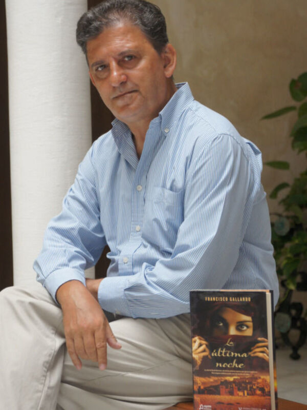 La presentación de La última noche de Francisco Gallardo, el acto cultural del verano en Chipiona (Video)