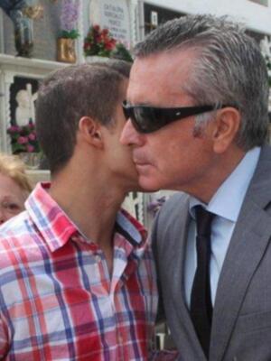 José Fernando recibe un millón de euros, herencia de Rocío Jurado de mano de su padre Ortega Cano