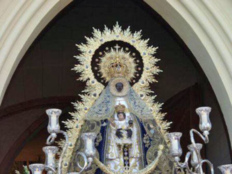 OFRENDA A LA VIRGEN DE REGLA, DEL CURSO DE "TEMAS SEVILLANOS"