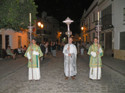 Sevilla.En la villa de Alcalá del Río (Sevilla), se celebró la procesión de subida del Santo Patrón San Gregorio de Osset
