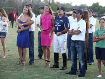 El suegro de Luis Alfonso de Borbón, Víctor Vargas, presenta oficialmente a su novia en España