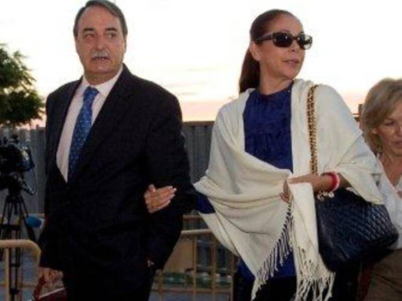 Isabel Pantoja será abuela por primera vez esta semana