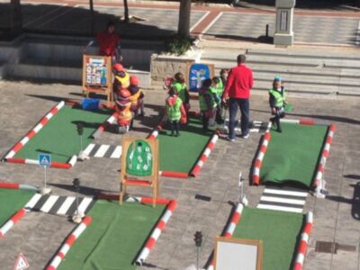 Escolares de varios colegios han participado en la actividad de educación vial Peque seguros(Chipiona)  