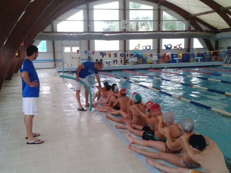 Comienza un programa de natación escolar que se prolongará durante todo el curso(Chipiona)