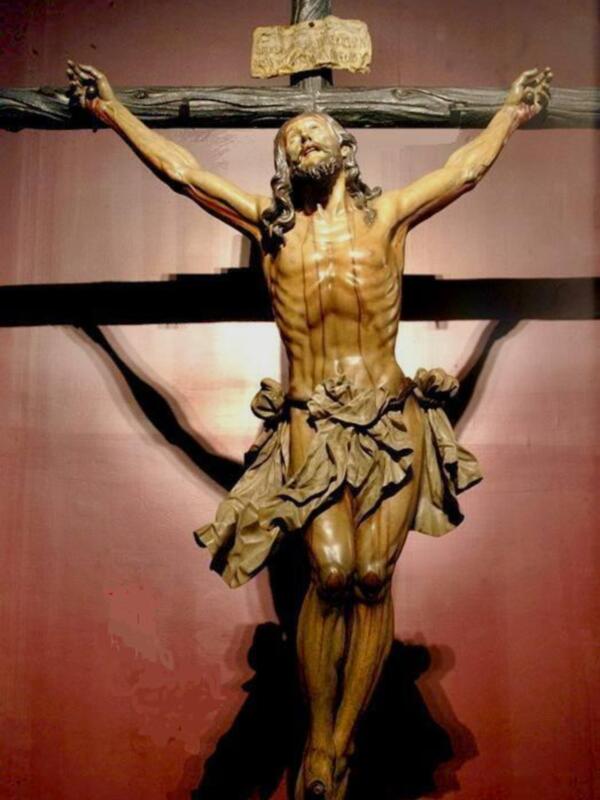 La Pasión - Semana Santa  en 20 TV  Ultimo  Programa, emitido  ayer : Entrevista a Camareras de la Esperanza Macarena;   Vía Crucis Magno Sevilla 2013  y Las portadas del Corpus Christi.