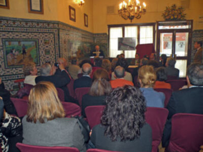 Sevilla. La tertulia Cruz de Carey, presento su anual cartel cofrade 2013