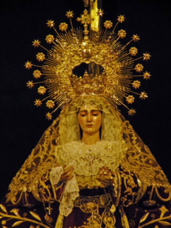 Provincia. Altar y culto de la Novena en honor de María. Stma. de las Angustias Coronada de la Hermandad de la Vera-cruz de Alcalá del Río