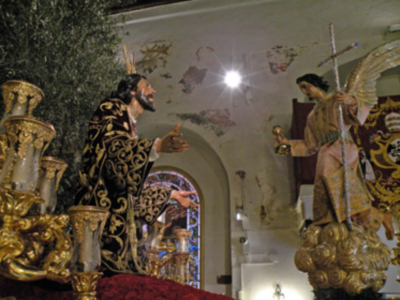 Pasos de Hermandades sevillana, que no procesionaron por lluvia en el Vía-crucis del año de la fe de Sevilla.