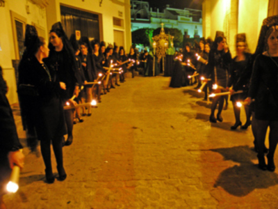 Esplendor de Jueves Santo en la Hermandad de la Vera-cruz de Alcalá del Río