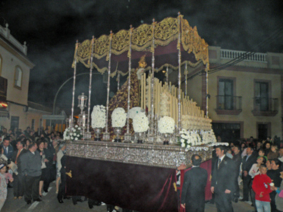 La Patrona de Rinconada culmino su estación de penitencia el Sábado Santo